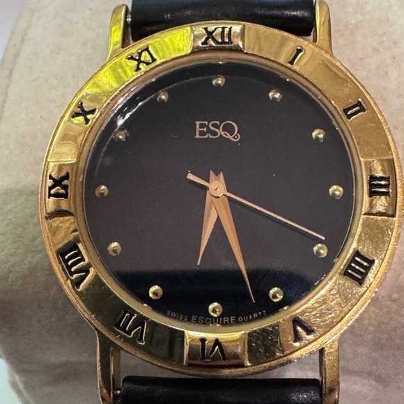 🕰️ Vintage Stylish Early 1990’s Men’s Movado ESQ Gold and Black Watch - Picture 1 of 16